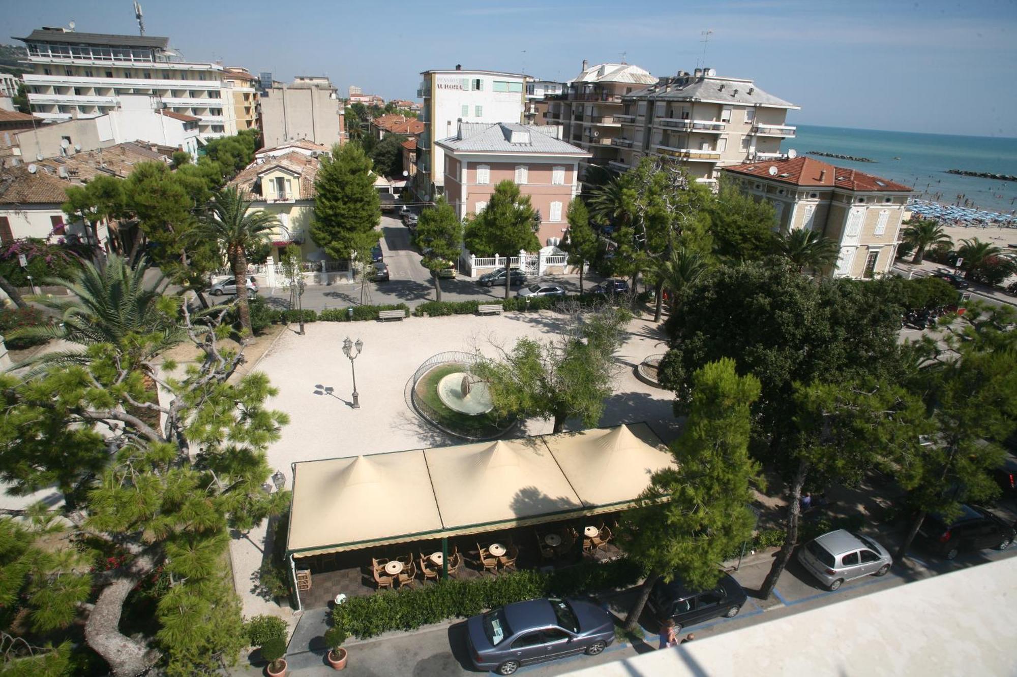 Hotel Victoria Porto San Giorgio Eksteriør billede